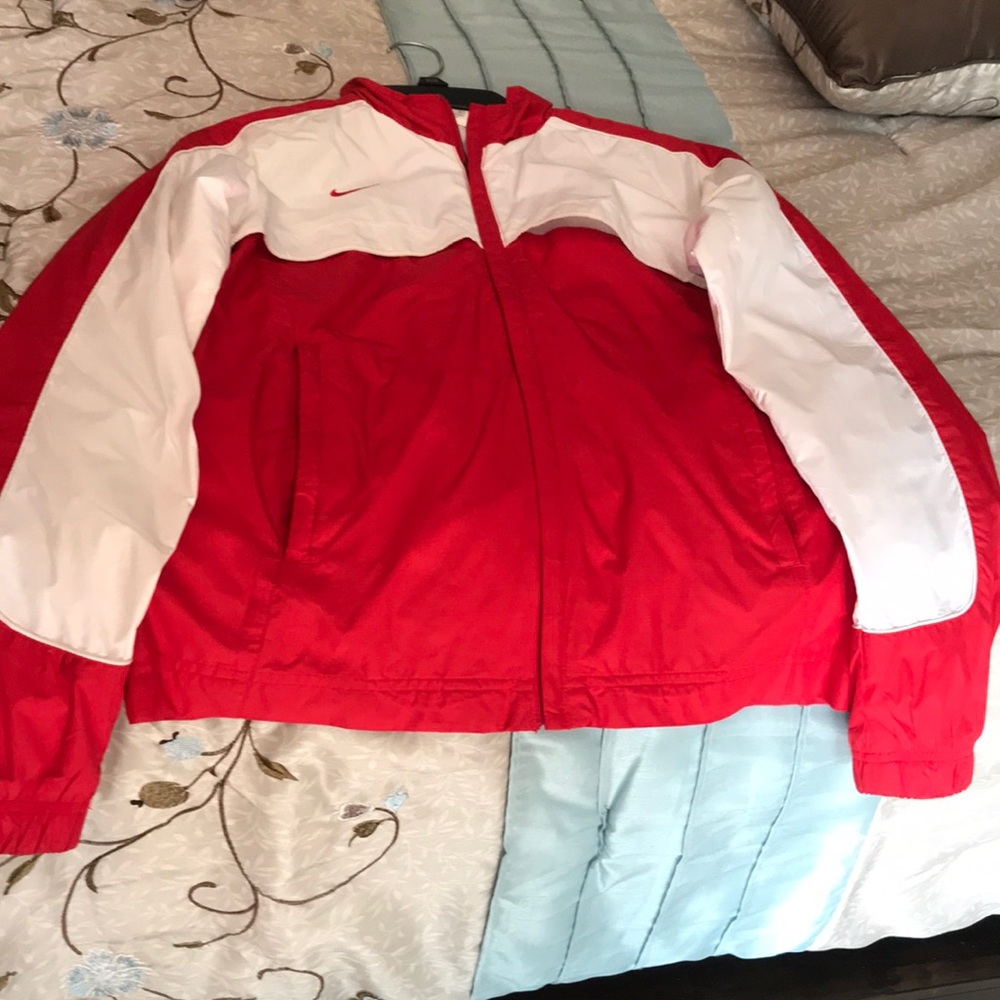 Nike wind breaker